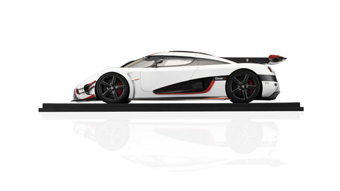 The Koenigsegg One:1 1:8 Scale Model (White)