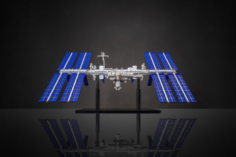 NASA International Space Station 1:130 Model