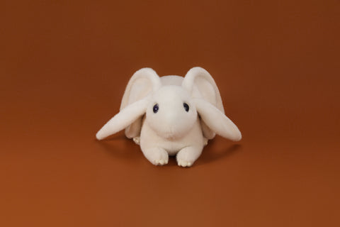 AWHITE - Big Ear Mouse