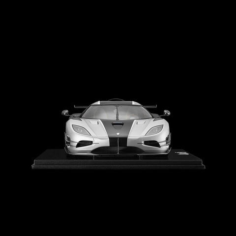 The Koenigsegg One:1 1:8 Scale Model