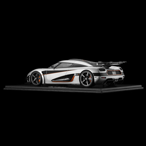 The Koenigsegg One:1 1:8 Scale Model