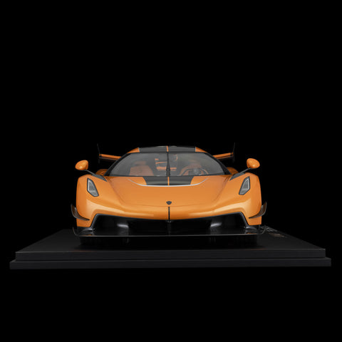 The Koenigsegg Jesko Absolut 1:8 Scale Model (orange)