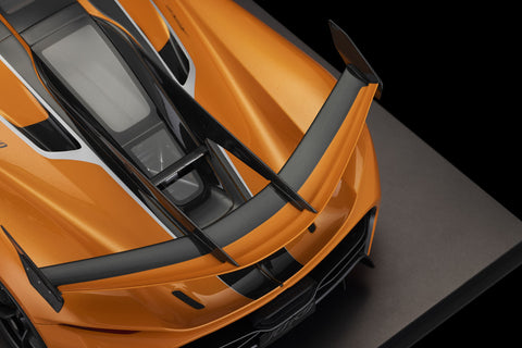 The Koenigsegg Jesko Absolut 1:8 Scale Model (orange)