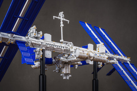 NASA International Space Station 1:130 Model